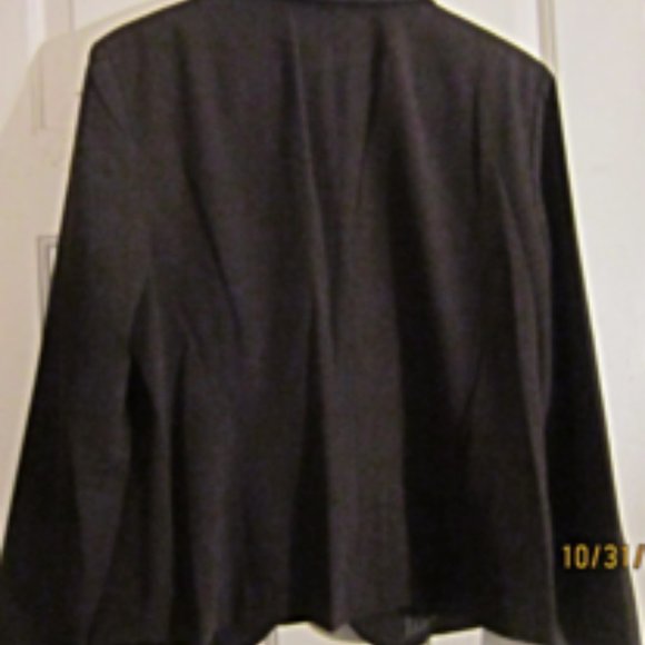 Worthington Suit Blazer Maroon Size 16 Imported Modern Tailored Design MSRP $70. - Picture 10 of 12